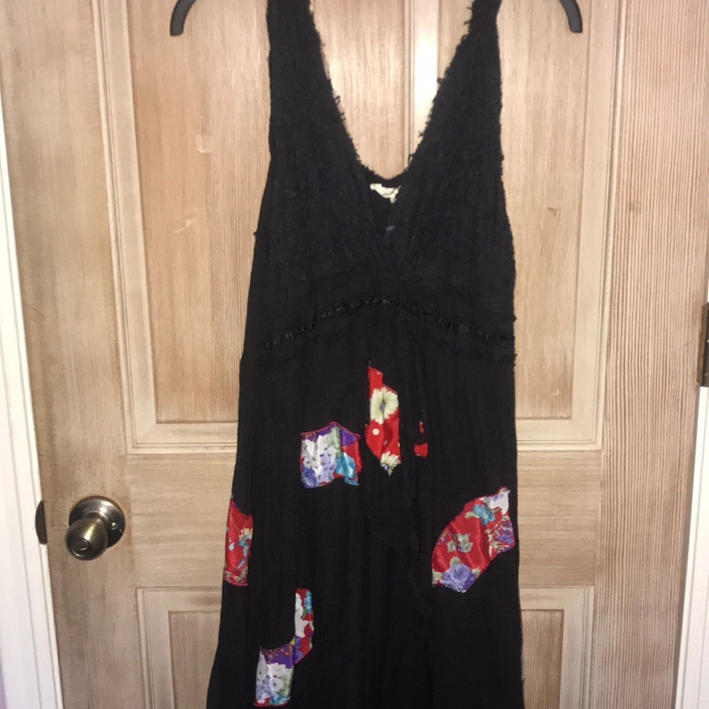UNIQUE BOHO patterned black dress
